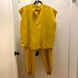 Figs Light Gold scrubs L top XL joggers